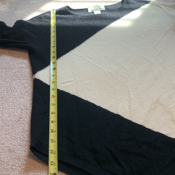 100% cashmere scoop neck women’s sweater size M - Picture 12 of 13